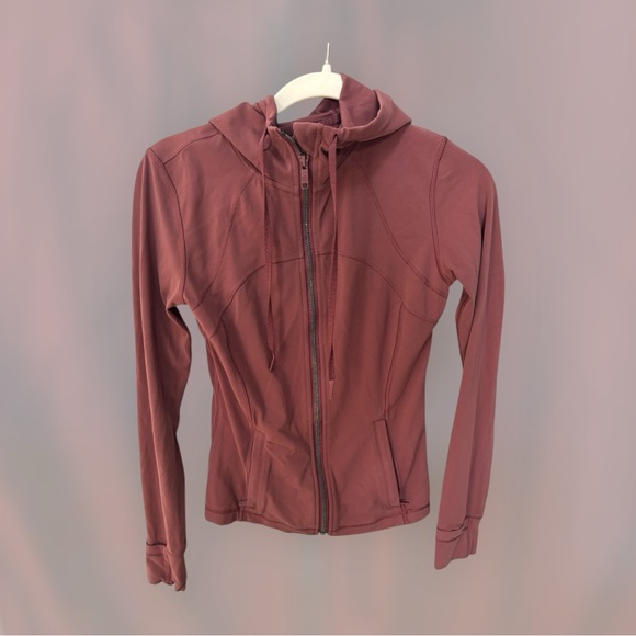 Lululemon Hooded Define Jacket
Nulu - Picture 4 of 7